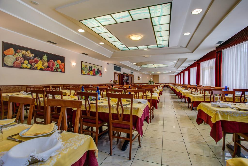 Hotel San Giorgio Milano Marittima Exterior foto